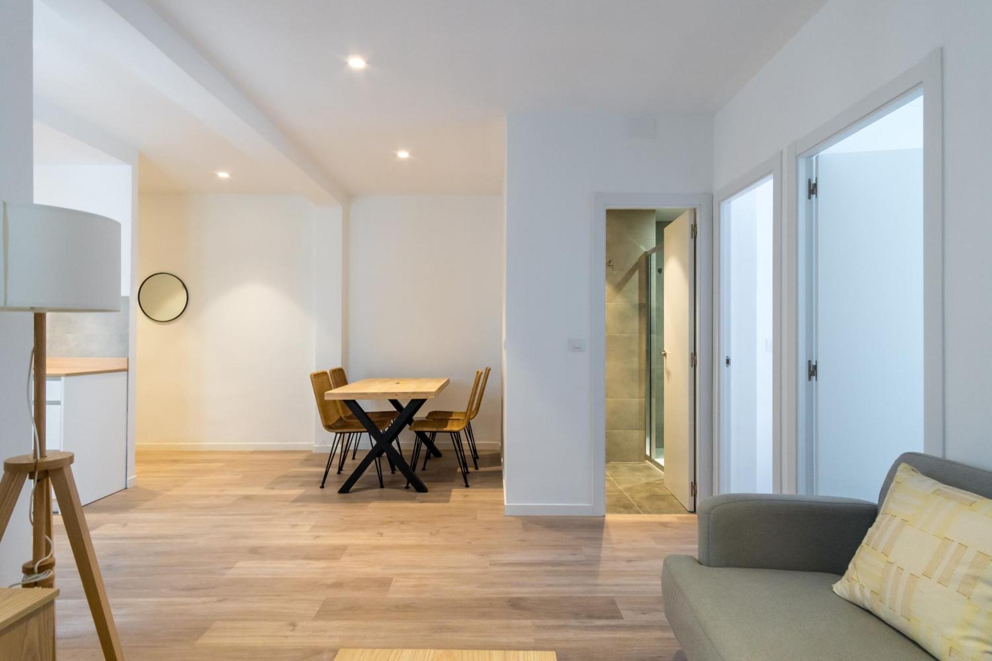 Bright Modern - 2Bedrooms 1Bathroom - Delicias Madrid Bagian luar foto